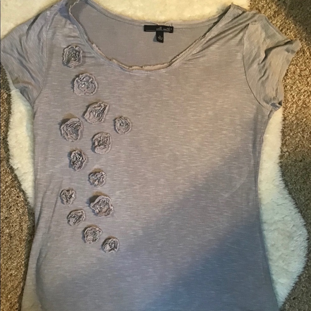 Women’s size large Willi Smith T-shirt